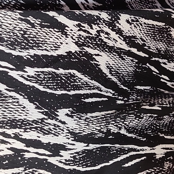 Jennifer Lopez top - Picture 5 of 5